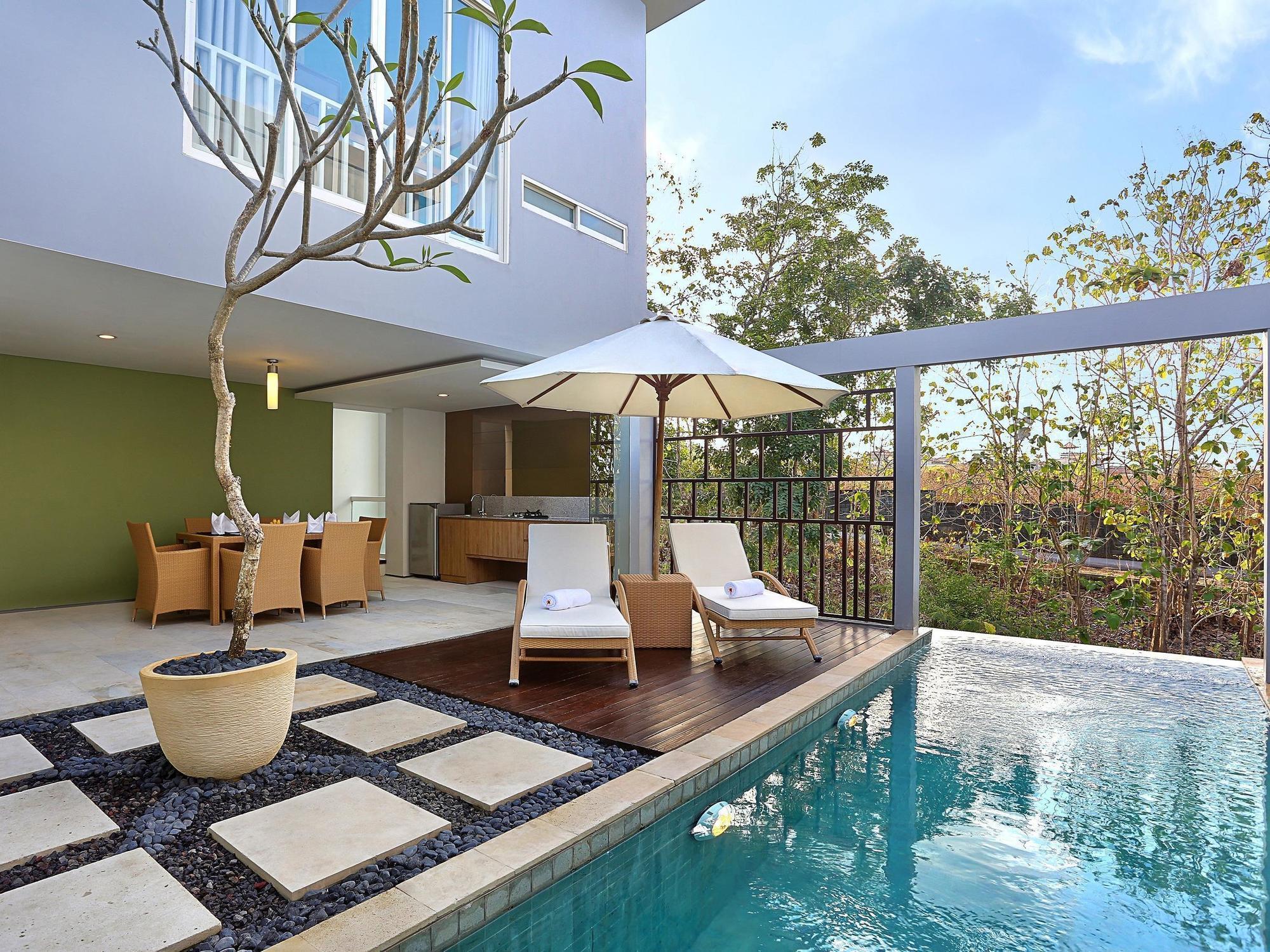 Garden Bay View Villa นูซาดูอา ภายนอก รูปภาพ