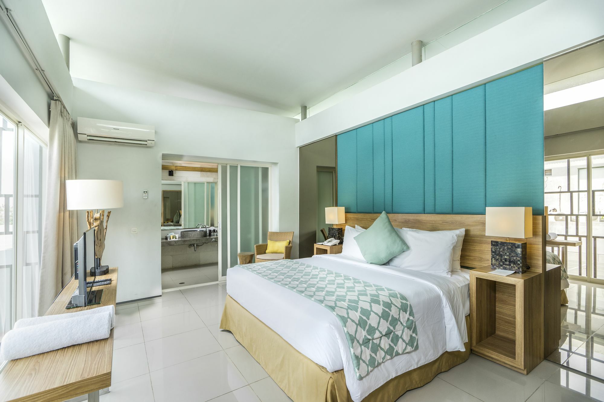 Garden Bay View Villa นูซาดูอา ภายนอก รูปภาพ