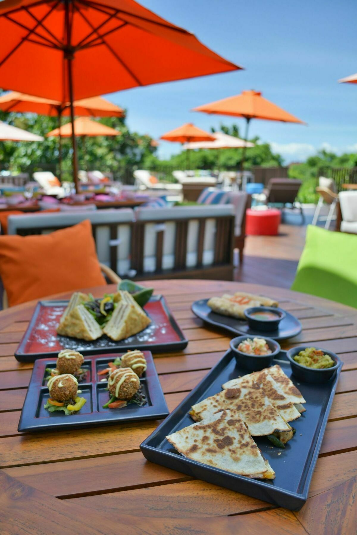 Garden Bay View Villa นูซาดูอา ภายนอก รูปภาพ