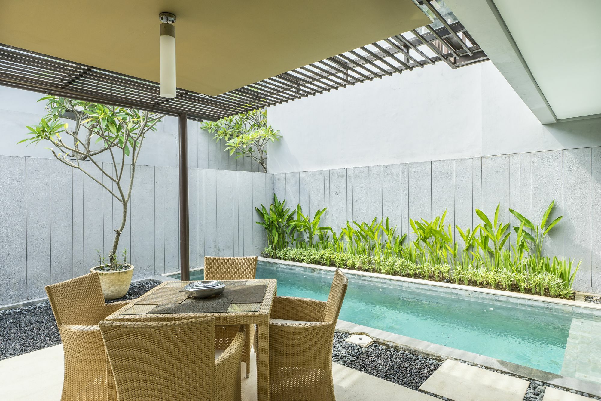 Garden Bay View Villa นูซาดูอา ภายนอก รูปภาพ