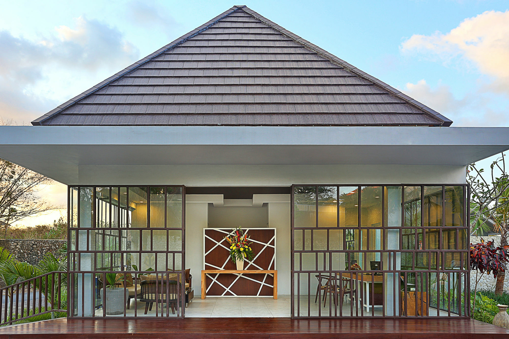 Garden Bay View Villa นูซาดูอา ภายนอก รูปภาพ